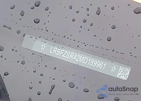 2021 Buick Envision Awd Avenir z USA, uszkodzony, nr VIN LRBFZSR42MD189961